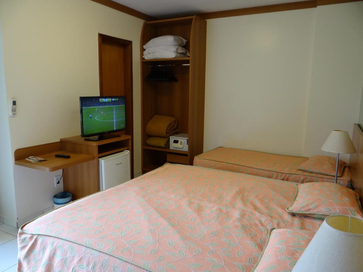 Golden Dolphin Grand Hotel - Suite Калдас Новас Екстериор снимка