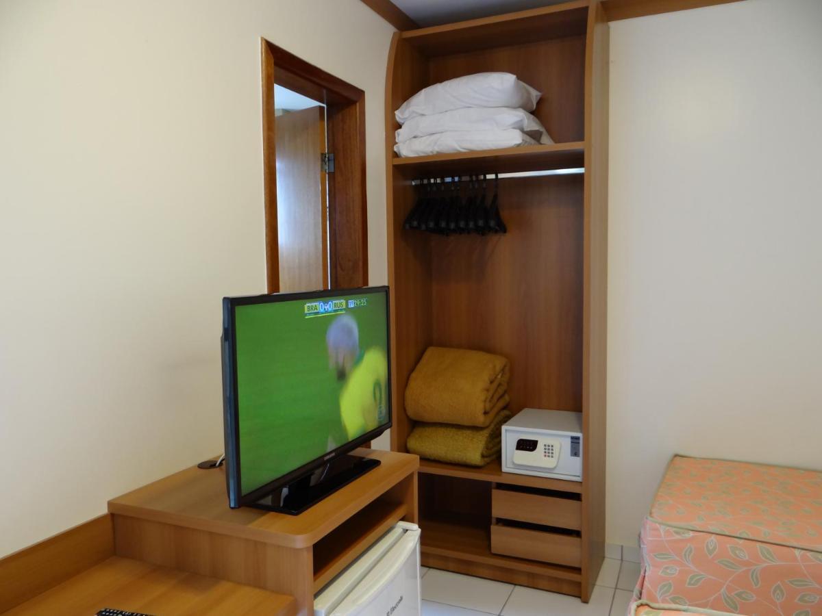Golden Dolphin Grand Hotel - Suite Калдас Новас Екстериор снимка